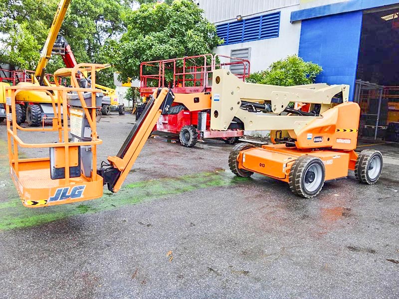 xe nâng người 16m Boom Lift JLG E450AJ
