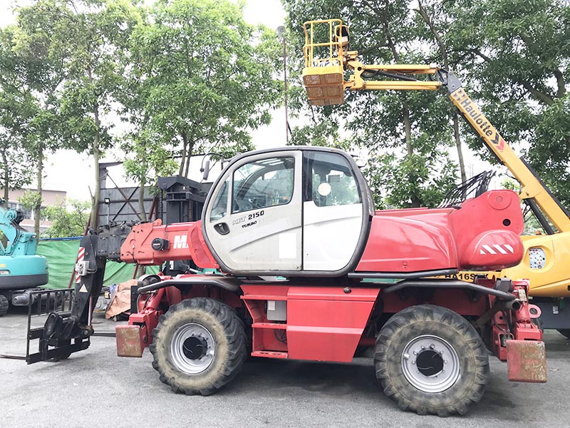 MC Industries cho thuê xe nâng đa năng