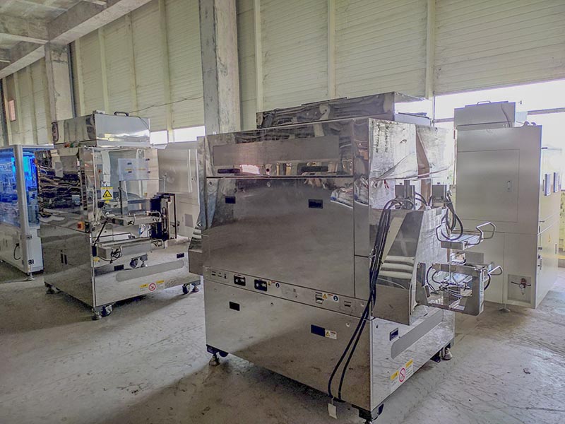 tập kết thiết bị công nghiệp sau khi cẩu