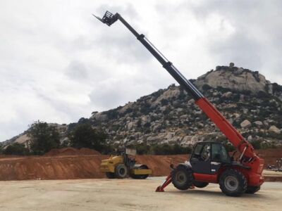 Xe nâng đa năng 17m Telehandler Manitou MT1740 SLT