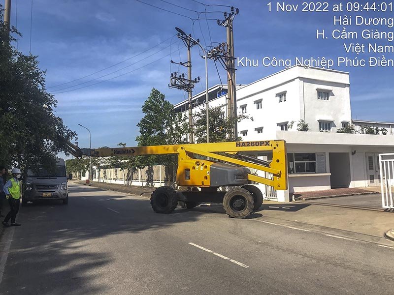 xe nâng người boomlift 26m làm việc Haulotte HA260PX