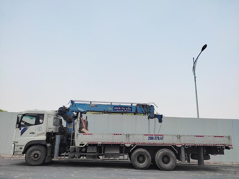 MC Industries cho thuê xe cẩu thùng 7 tấn