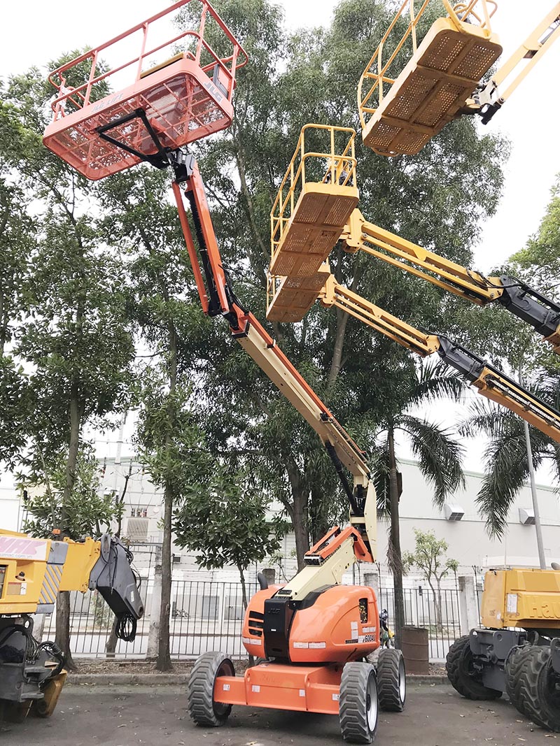 xe nâng người boomlift JLG, Haulotte