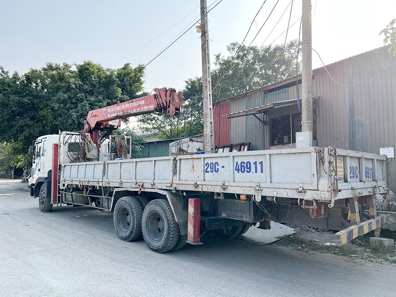 xe cẩu thùng 10 tấn