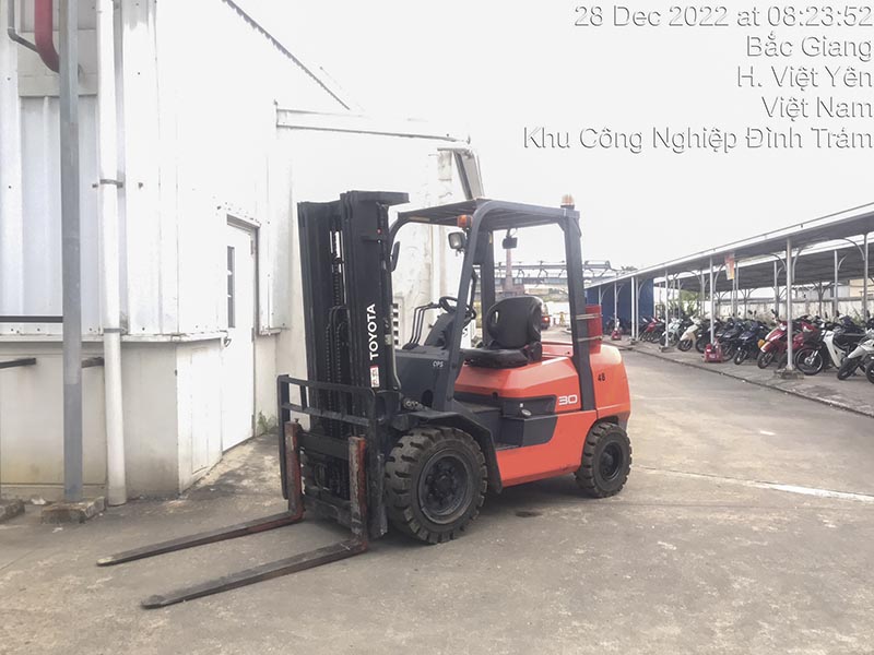 MC Industries cho thuê xe nâng hàng 3 tấn tại Bắc Giang