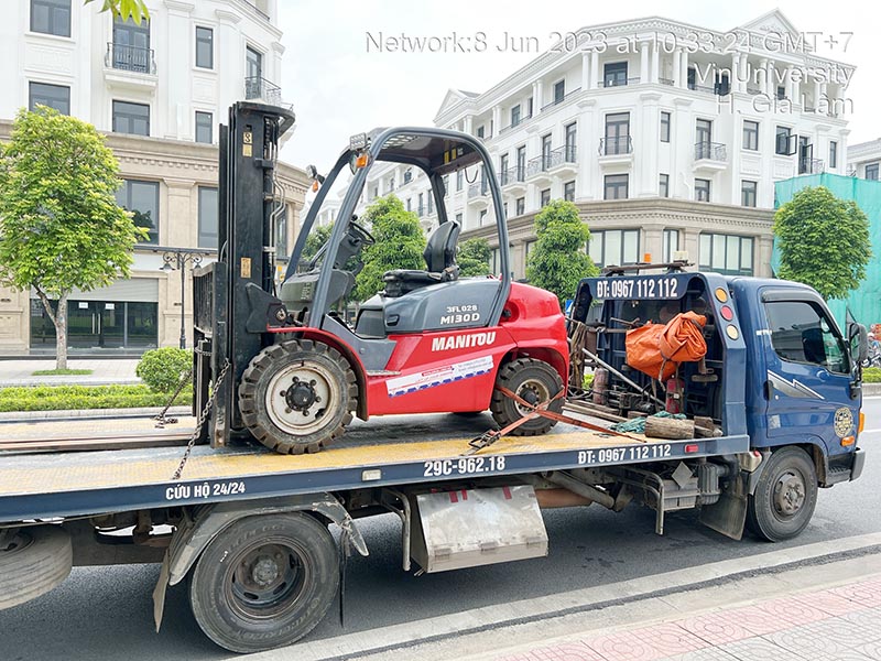 xe nâng hàng chạy dầu 3 tấn Manitou