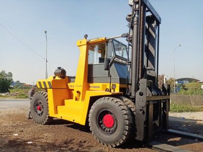 Xe nâng hàng 23 tấn Mitsubishi FD230