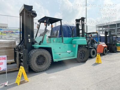 Xe nâng hàng 15 tấn Mitsubishi FD150A