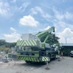 Xe cẩu bánh lốp 55 tấn Zoomlion ZTC550