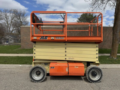 JLG 14m 4069LE