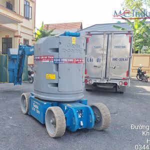 Mẫu xe nâng người cần boom thân hẹp