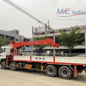 Xe cẩu thùng Kanglim KS2700