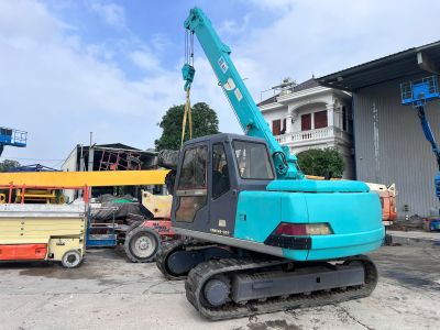 Xe cẩu Mini 5 Tấn Kobelco SK100CR
