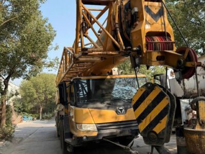 Xe cẩu lốp 80 tấn XCMG XCT80