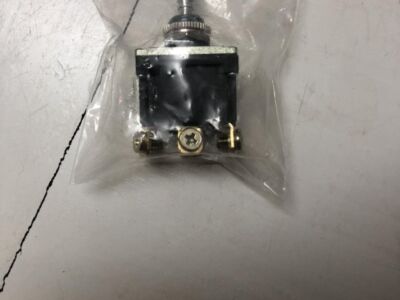 Phụ tùng xe nâng người- công tắc chống nước 6 chân chuyển chế độ 2