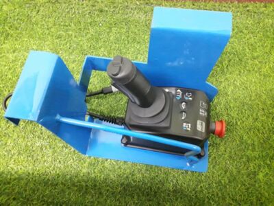 Phụ tùng xe nâng người - giá treo hộp điều khiển