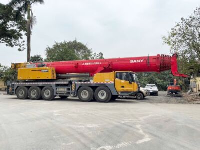Sany 200 tấn STC2000C8-8