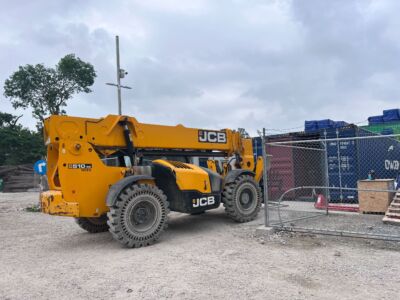 Xe nâng đa năng 4.5 tấn Telehandler JCB 510-56